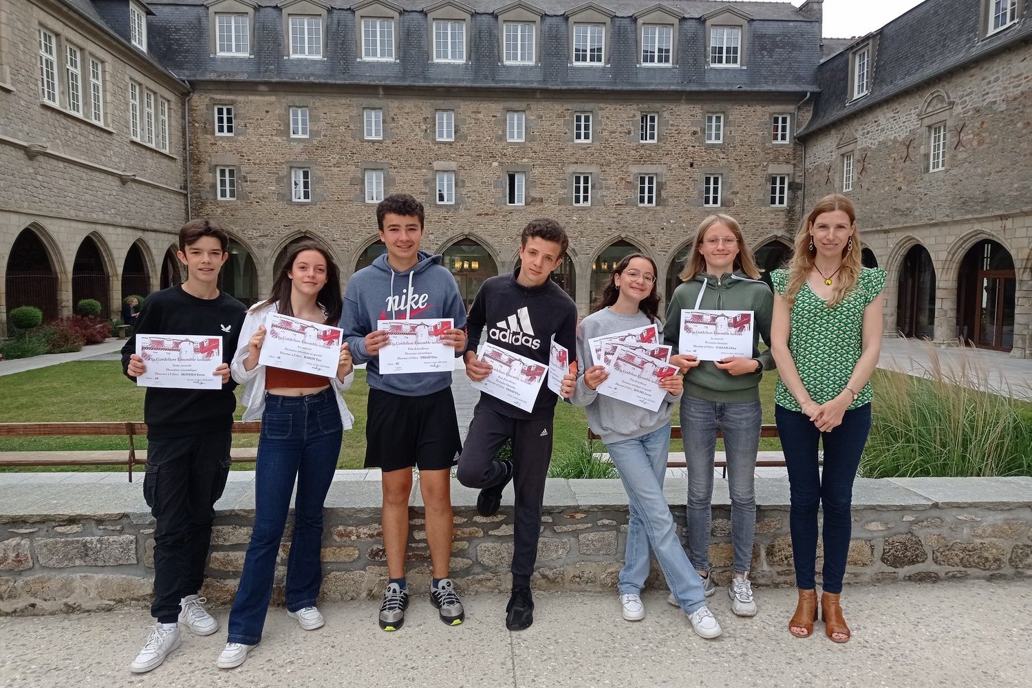 Remise des prix aux 4èmes – promotion 20212022  Les Cordeliers